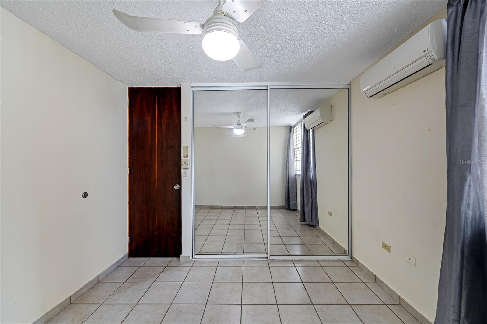 URBANIZÁCION PEDREGALES - Residential