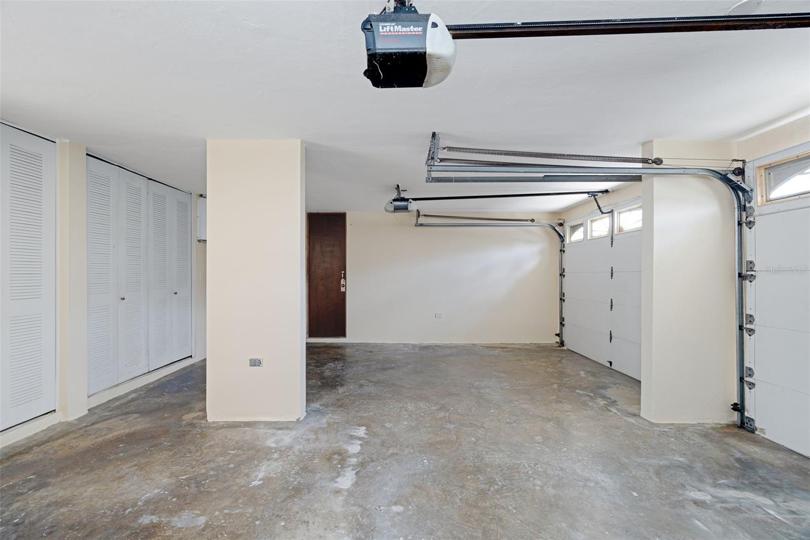 URBANIZÁCION PEDREGALES - Residential