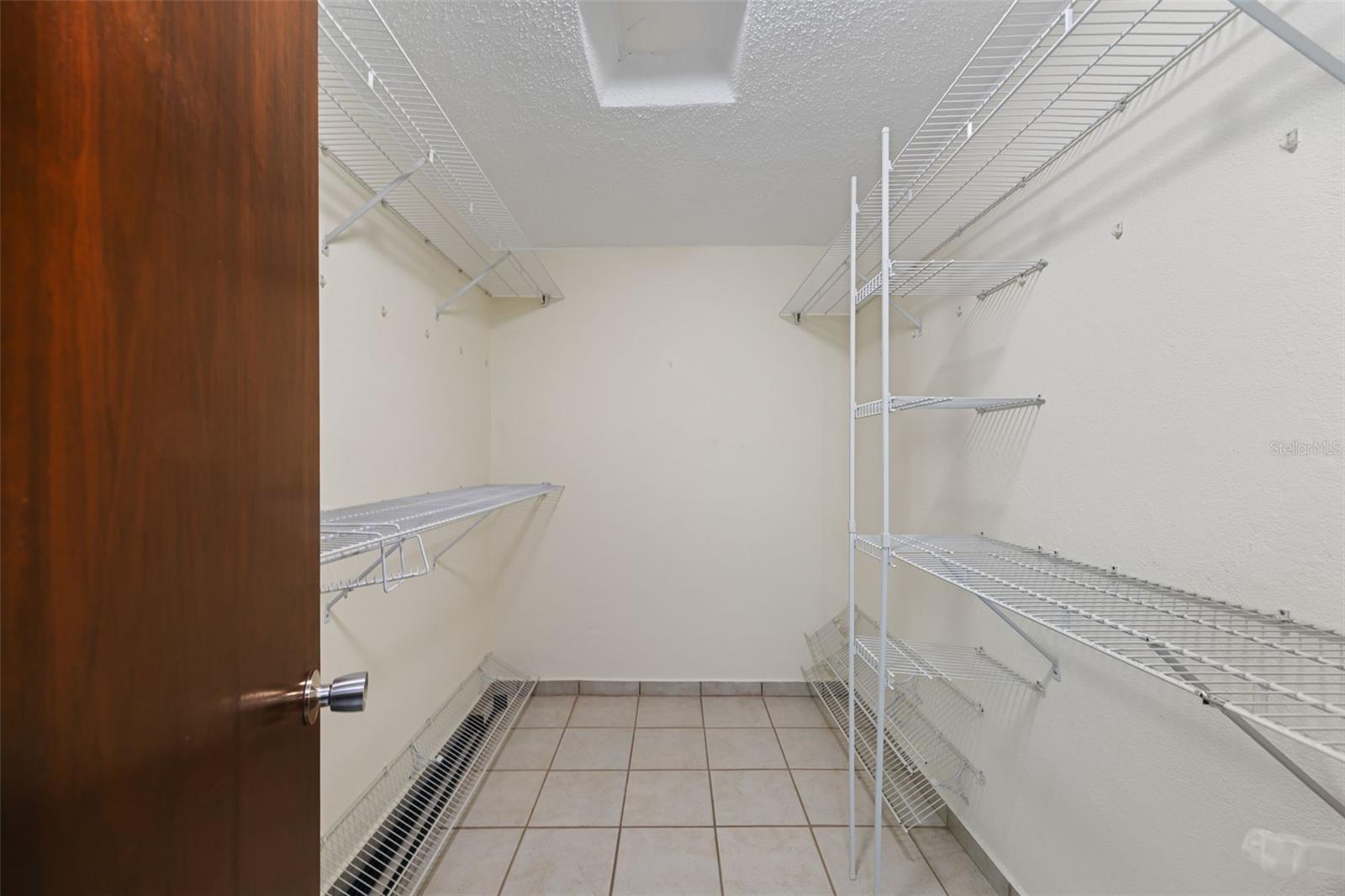 URBANIZÁCION PEDREGALES - Residential