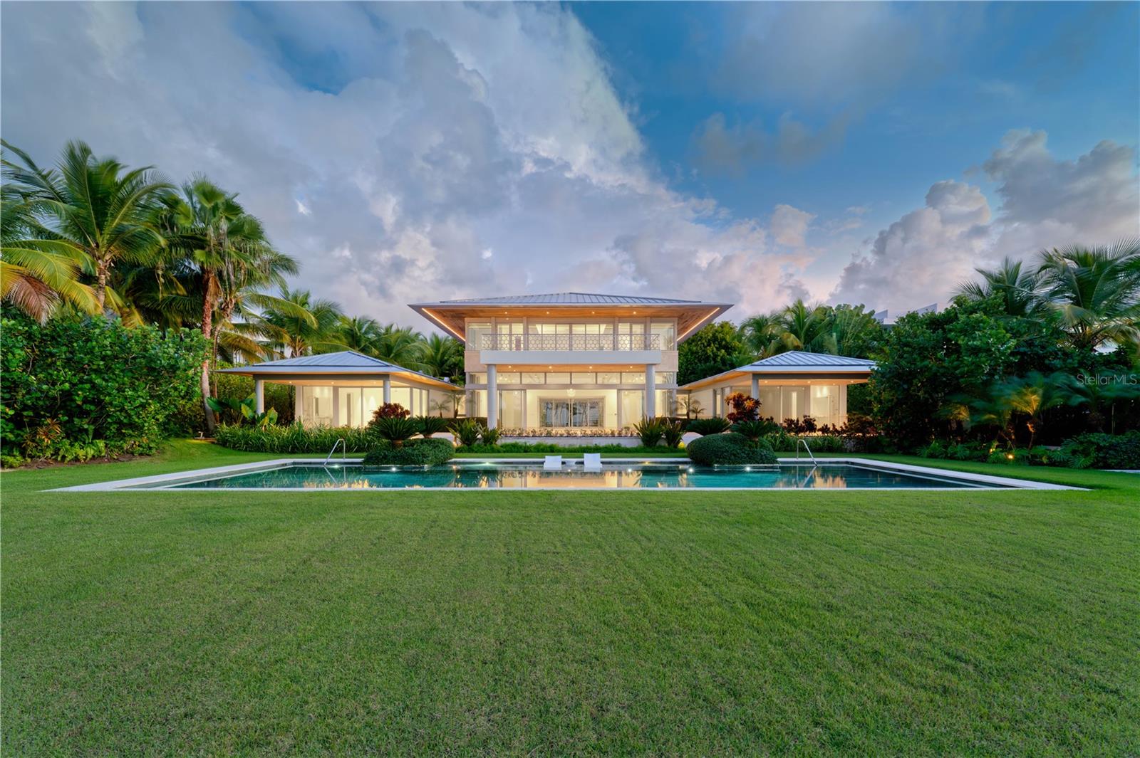 FOUR SEASONS RESORT AND RESIDENCES PUERTO RICO - Residential