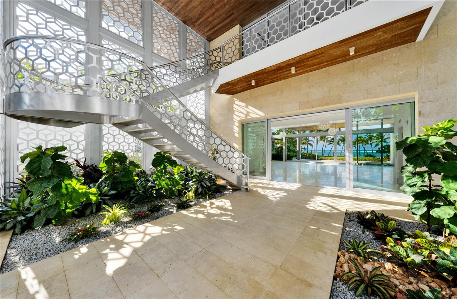 FOUR SEASONS RESORT AND RESIDENCES PUERTO RICO - Residential