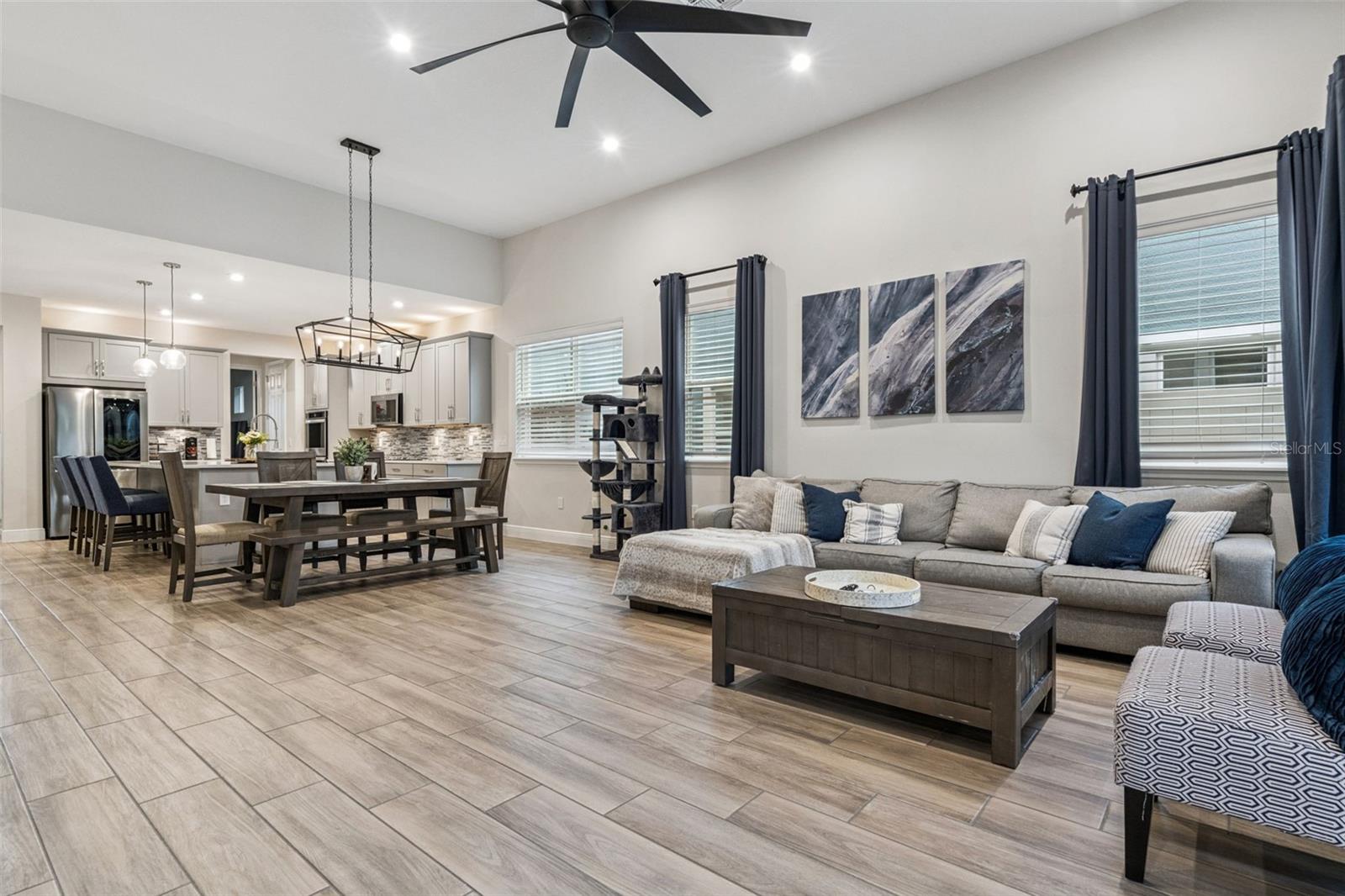 HAWKSMOOR PH 4 - Residential