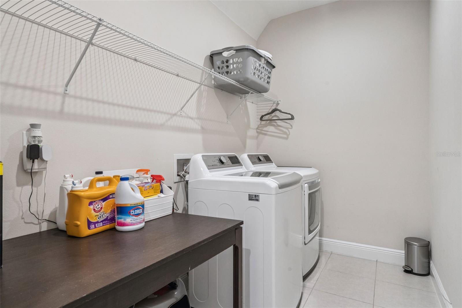 HAWKSMOOR PH 4 - Residential