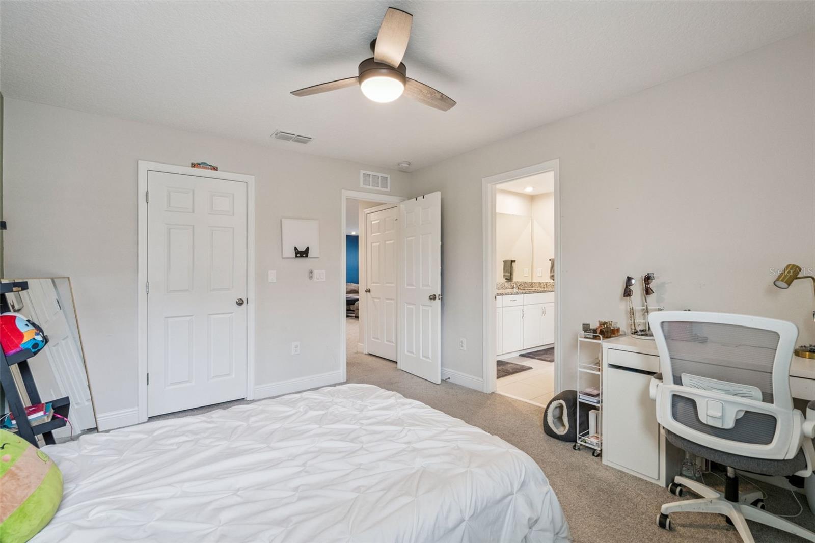 HAWKSMOOR PH 4 - Residential