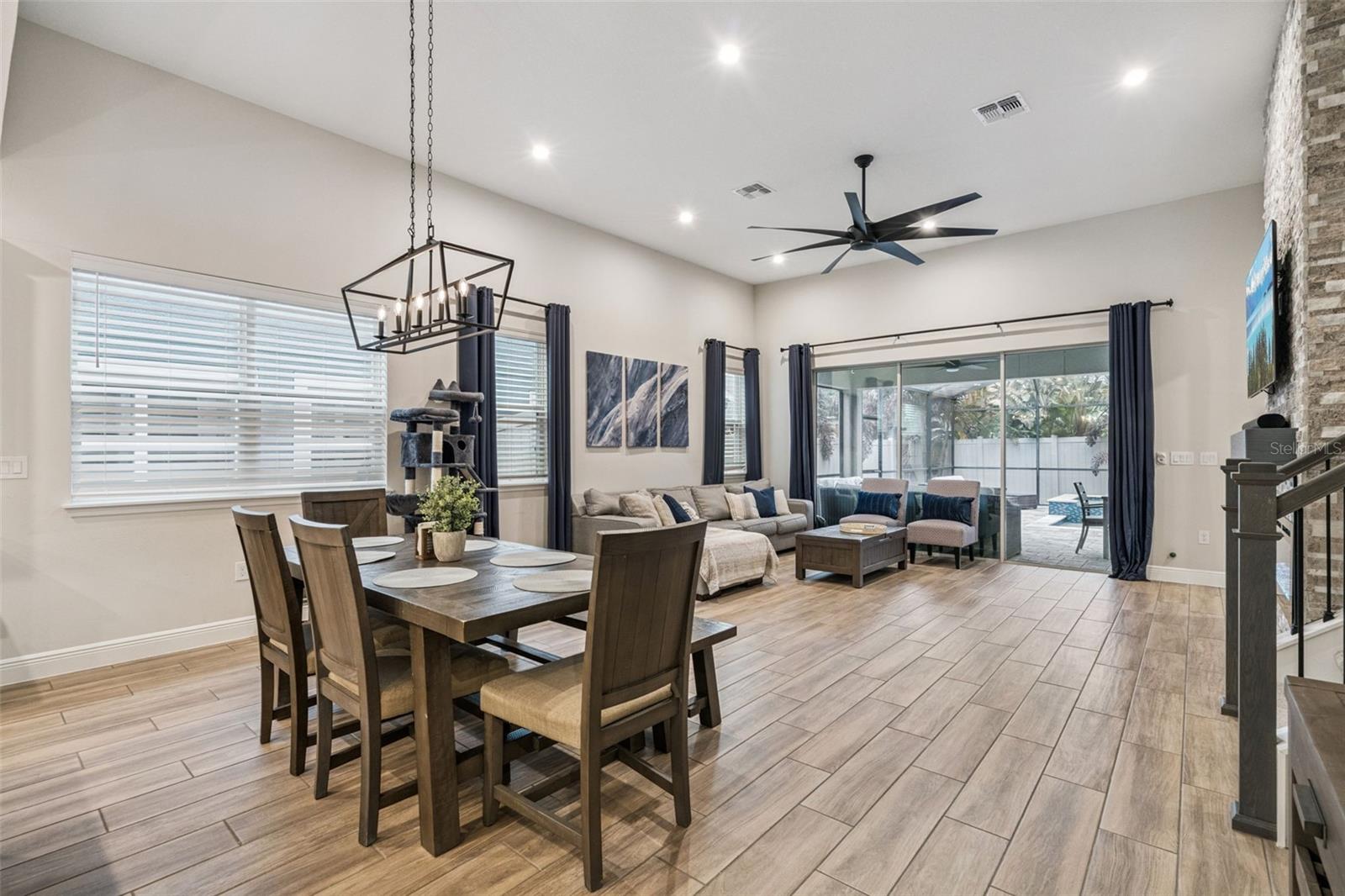 HAWKSMOOR PH 4 - Residential