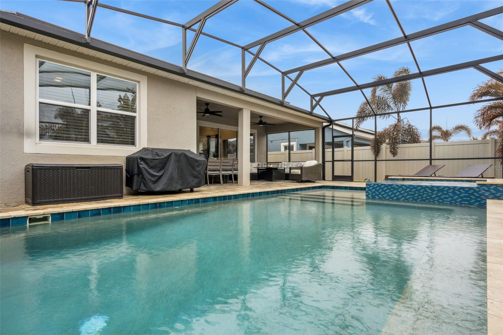 HAWKSMOOR PH 4 - Residential