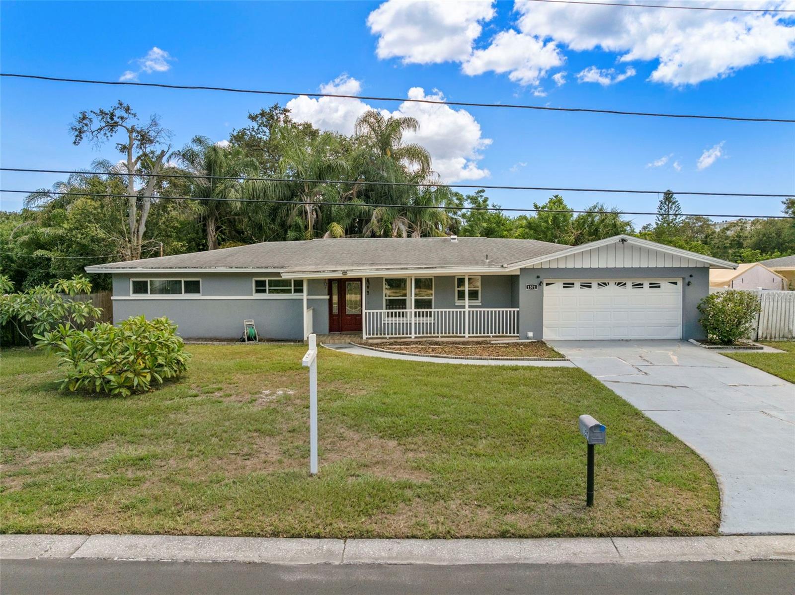 GATES KNOLL 1ST ADD - Residential Lease