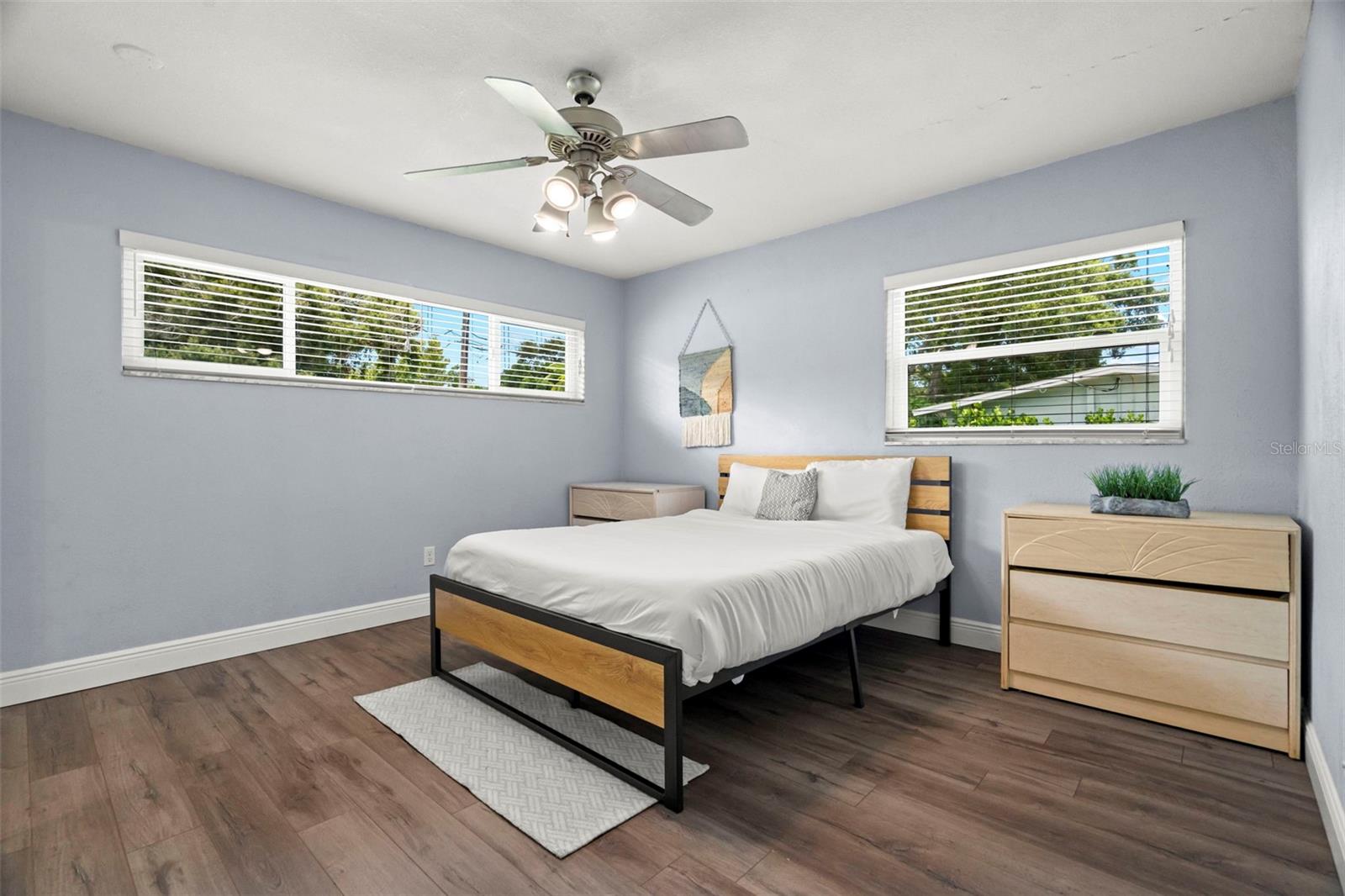 GATES KNOLL 1ST ADD - Residential Lease