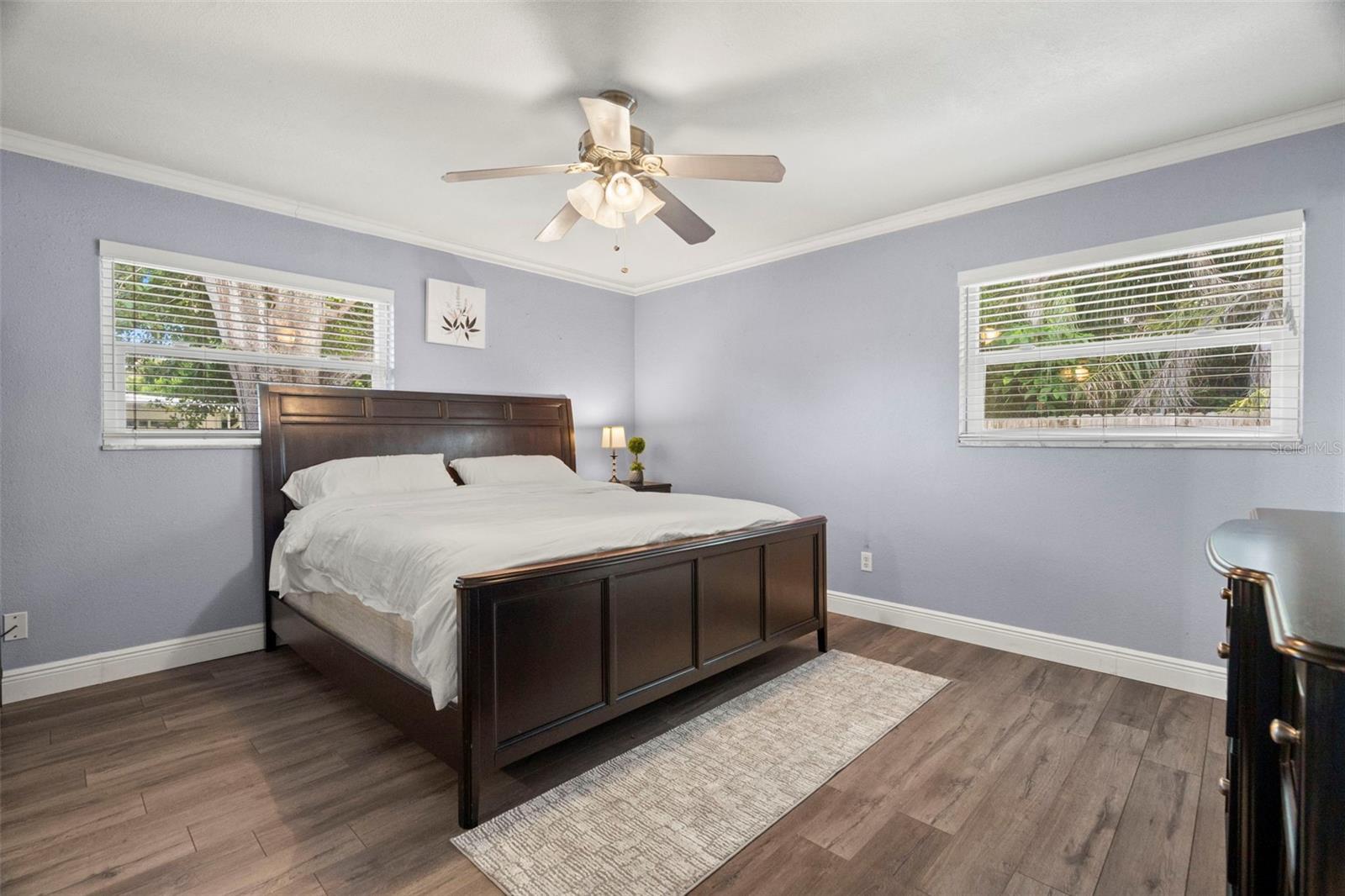 GATES KNOLL 1ST ADD - Residential Lease