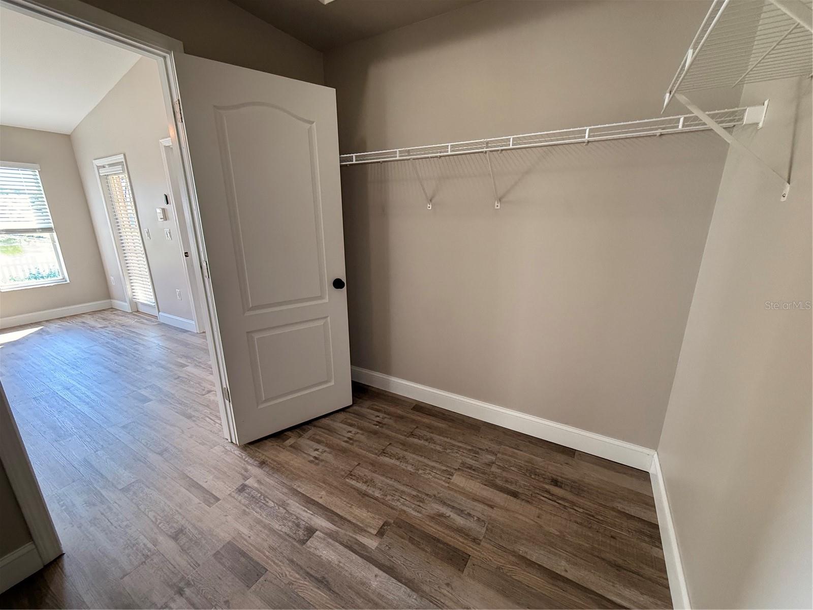 BRIDGEWATER PH 04 - Residential Lease