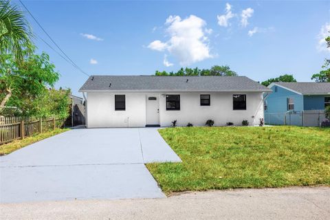 Photo of 14820 Atlantic Avenue, Hudson, FL 34667 (MLS # TB8430435)