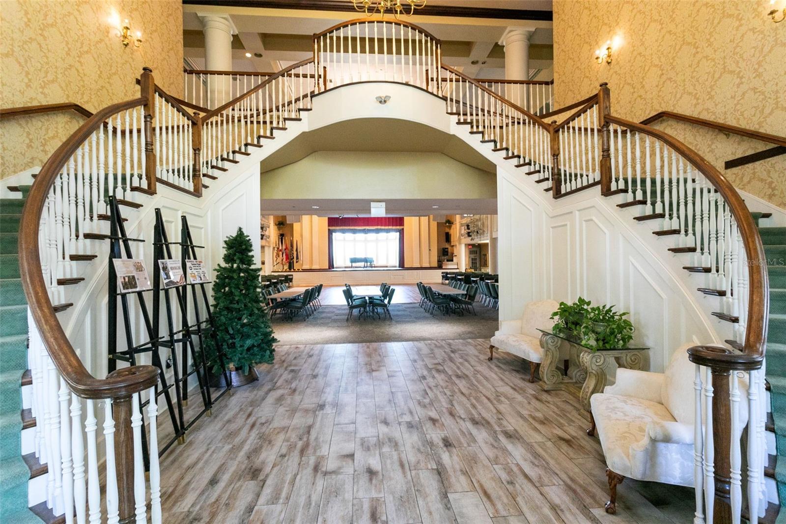 PLANTATION AT LEESBURG HERON RUN - Residential