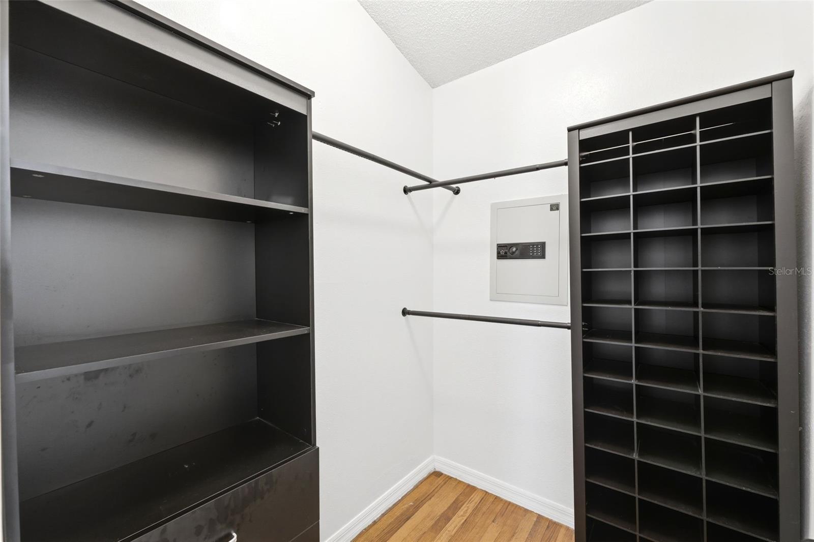 SPRING HILL UNIT 9 - Residential