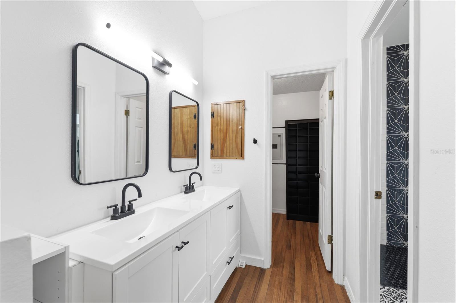 SPRING HILL UNIT 9 - Residential