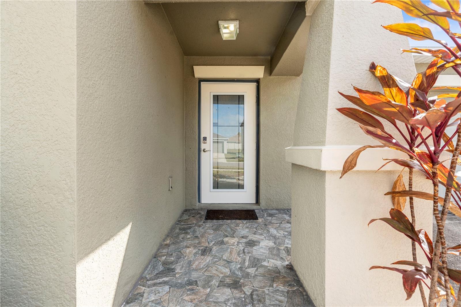 SUNSHINE VILLAGE PH 3A & - Residential Lease