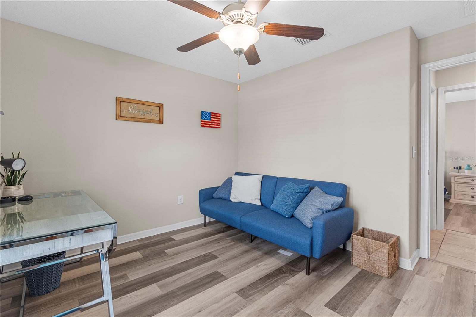 SUNSHINE VILLAGE PH 3A & - Residential Lease