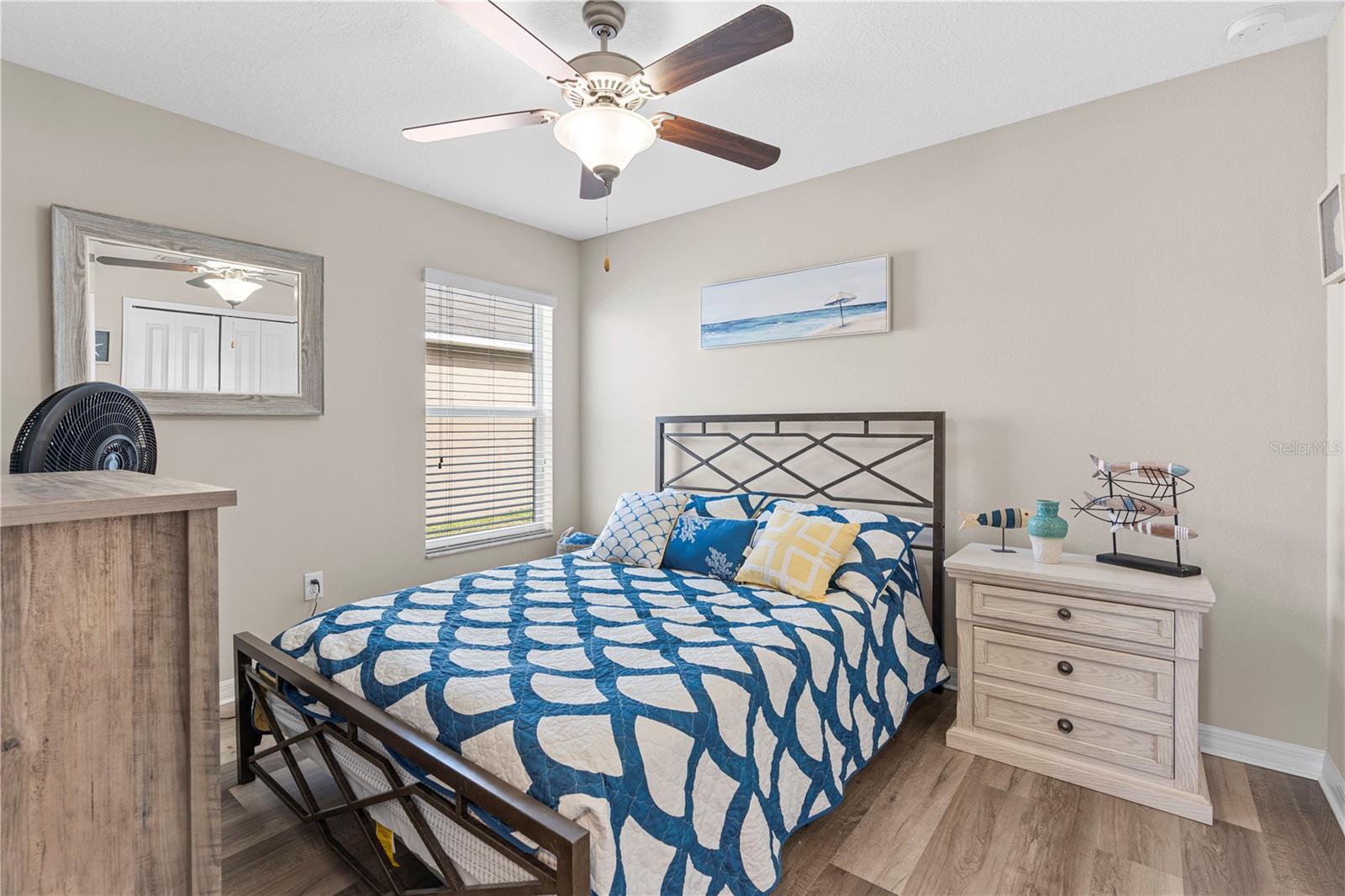 SUNSHINE VILLAGE PH 3A & - Residential Lease