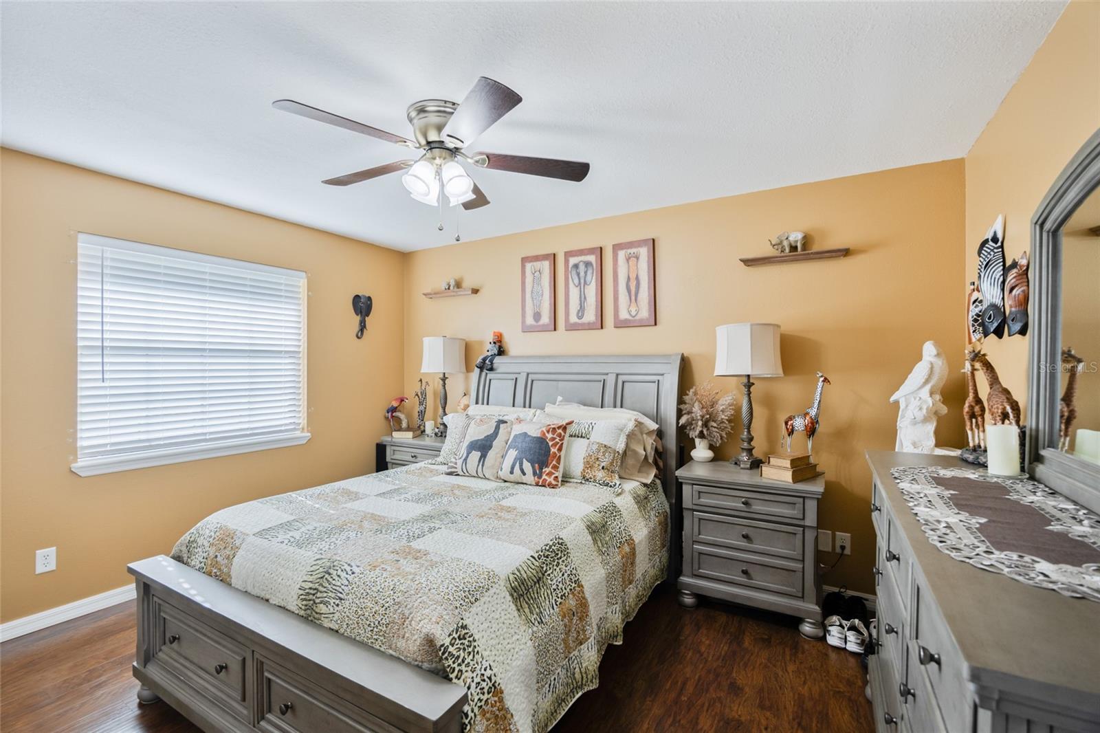 SILVER OAKS - Residential