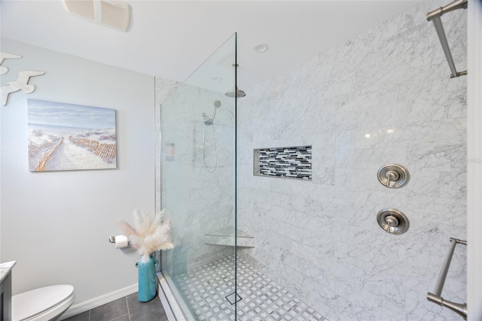 SILVER OAKS - Residential