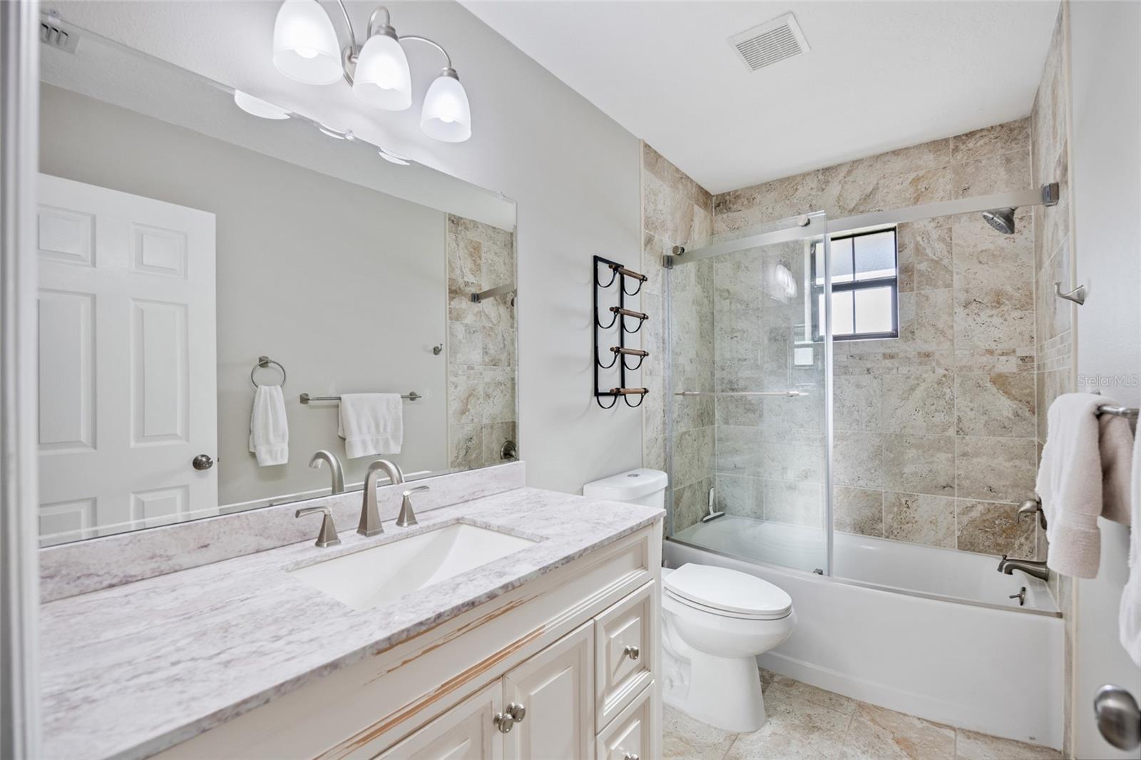 SILVER OAKS - Residential