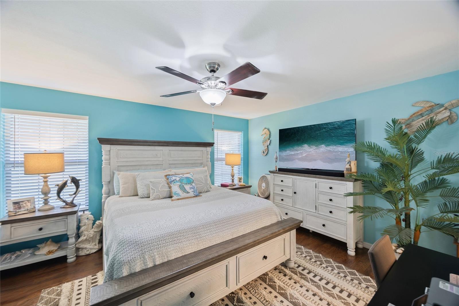 SILVER OAKS - Residential