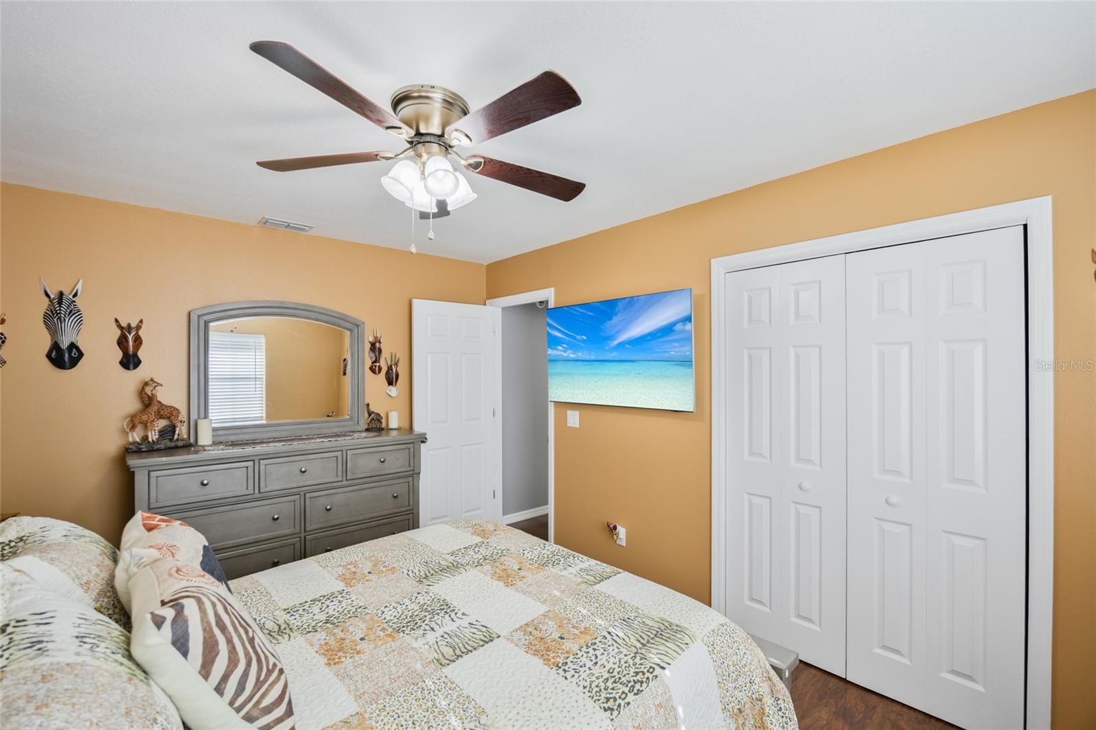 SILVER OAKS - Residential