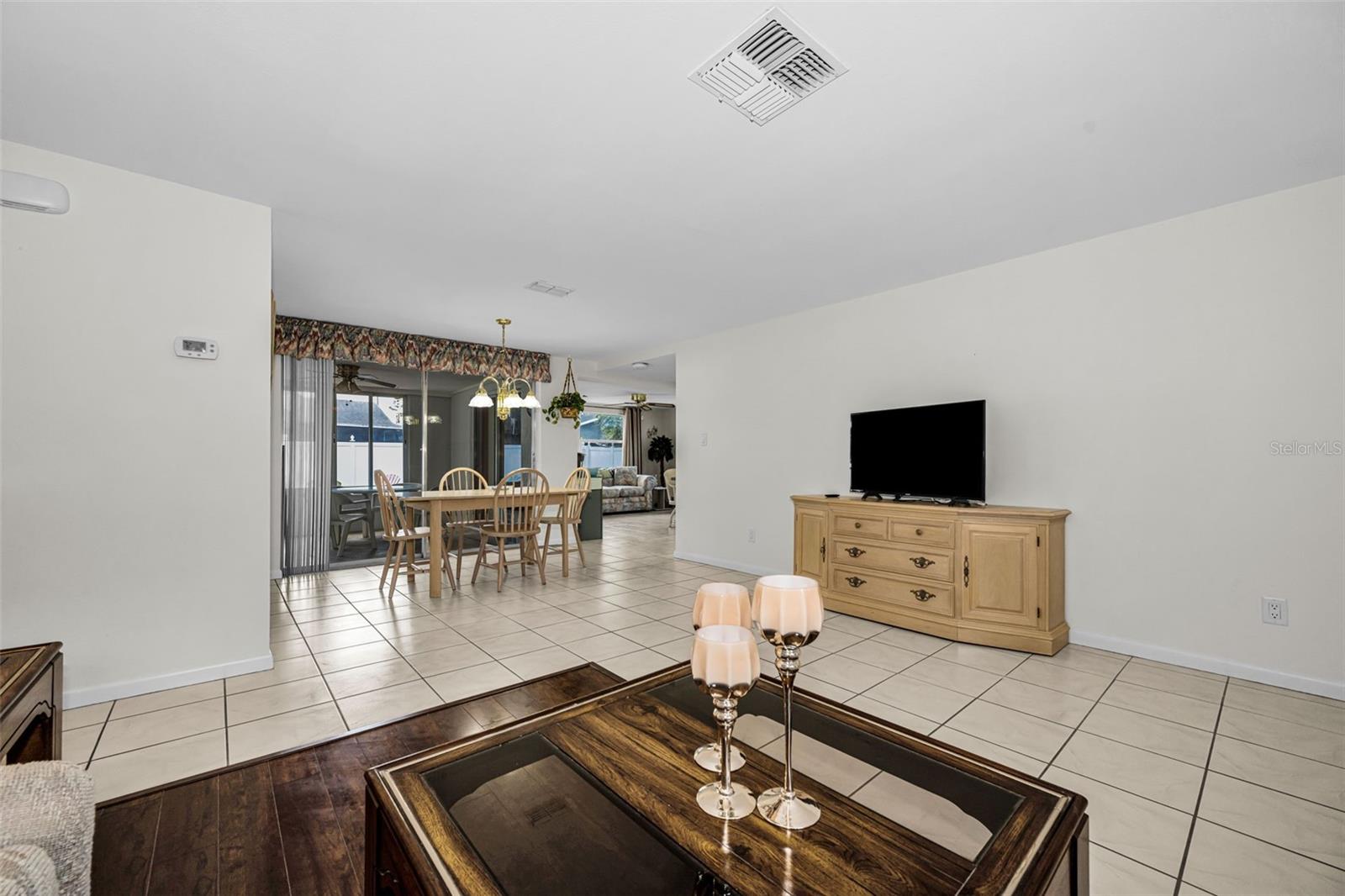 VIVA VILLAS 1ST ADD - Residential