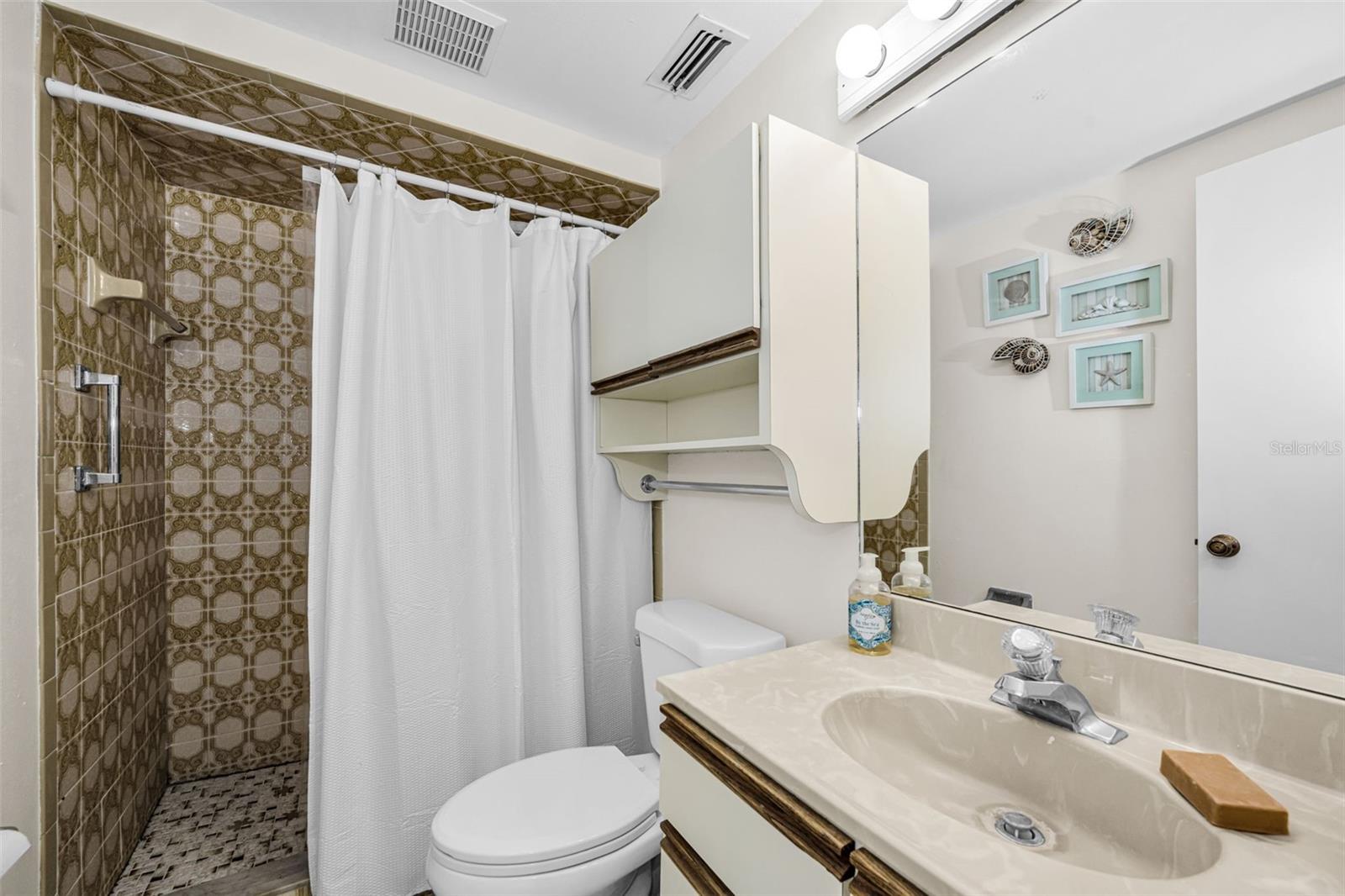 VIVA VILLAS 1ST ADD - Residential