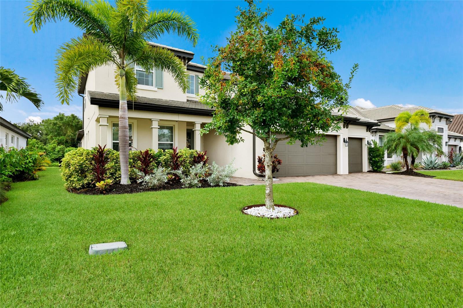 2210 WOODLEAF HAMMOCK COURT