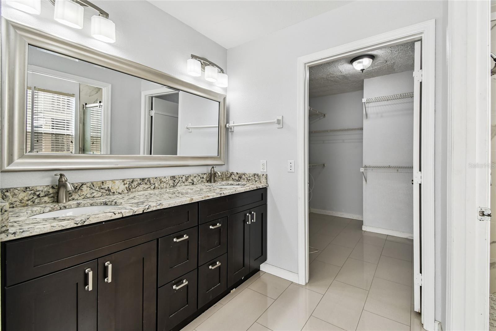 LAKE ELLEN WALK - Residential Lease