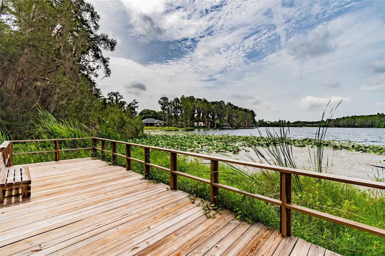 LAKE ELLEN WALK - Residential Lease