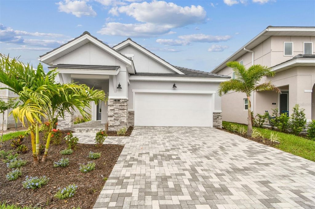 Photo of 633 Allora Avenue, Nokomis, FL 34275 (MLS # TB8329053)