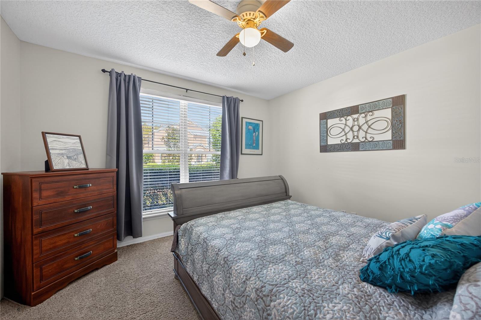 VICTORIA LAKES UNIT TWO - Residential