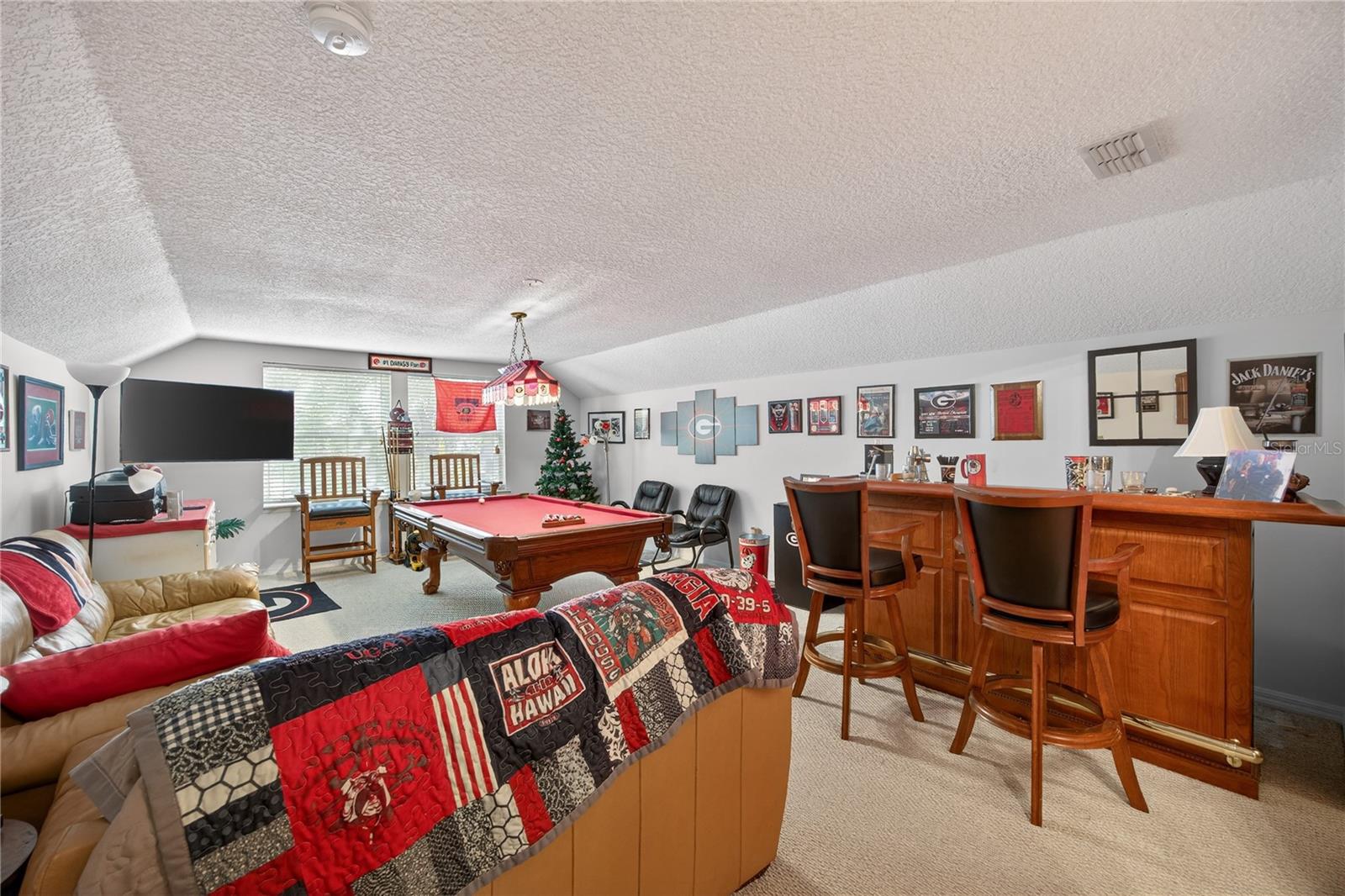 VICTORIA LAKES UNIT TWO - Residential