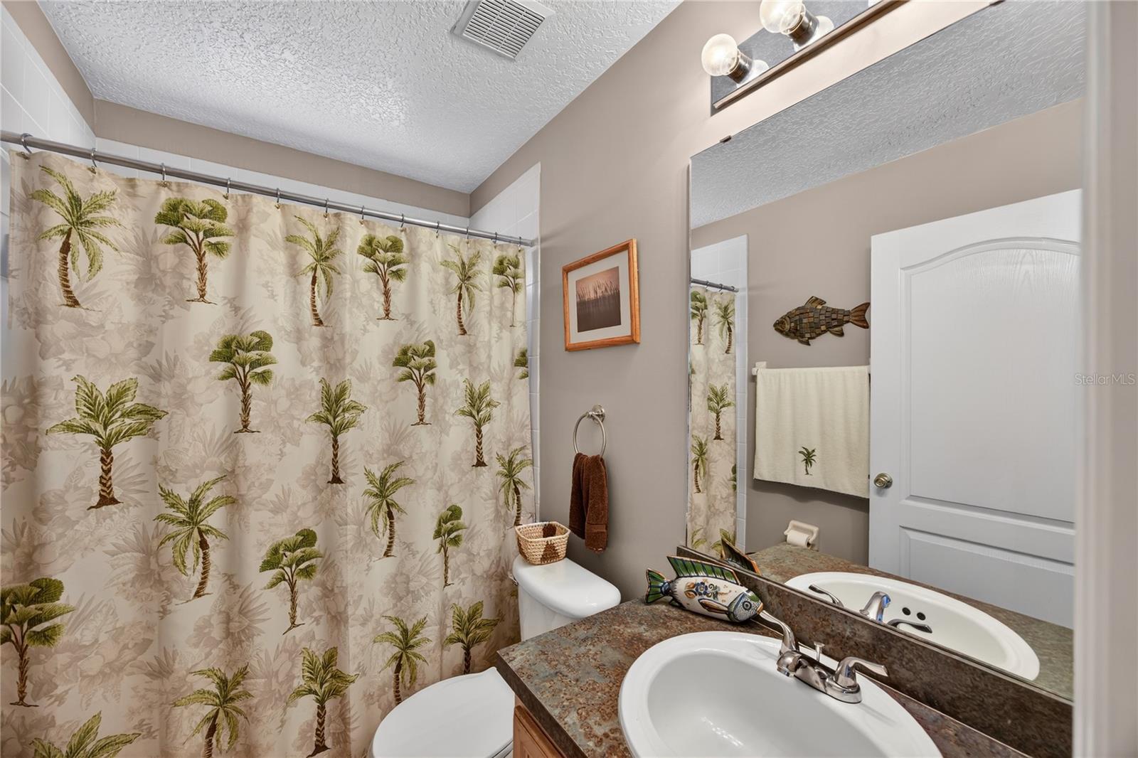 VICTORIA LAKES UNIT TWO - Residential