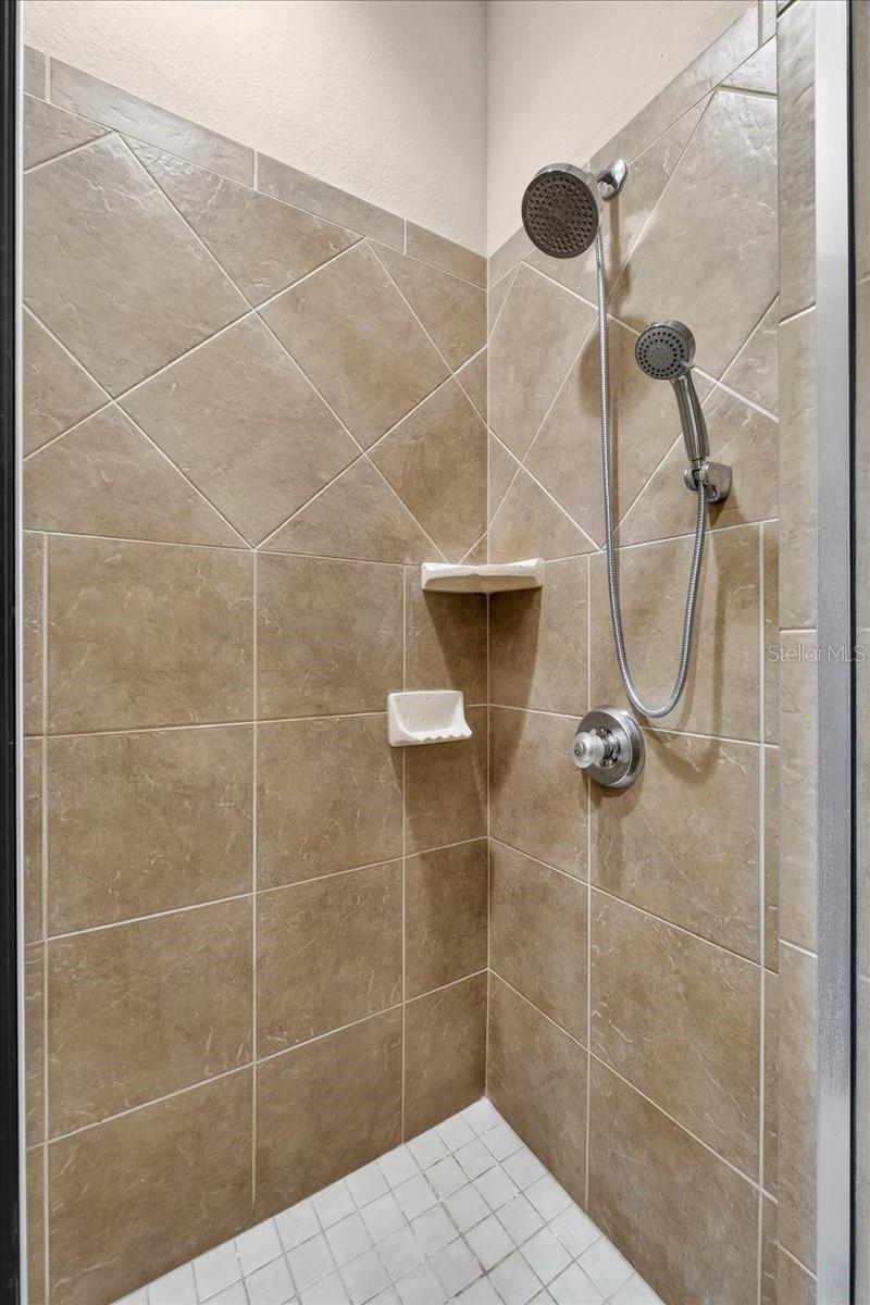 LAKE JULIANA ESTATES - Residential