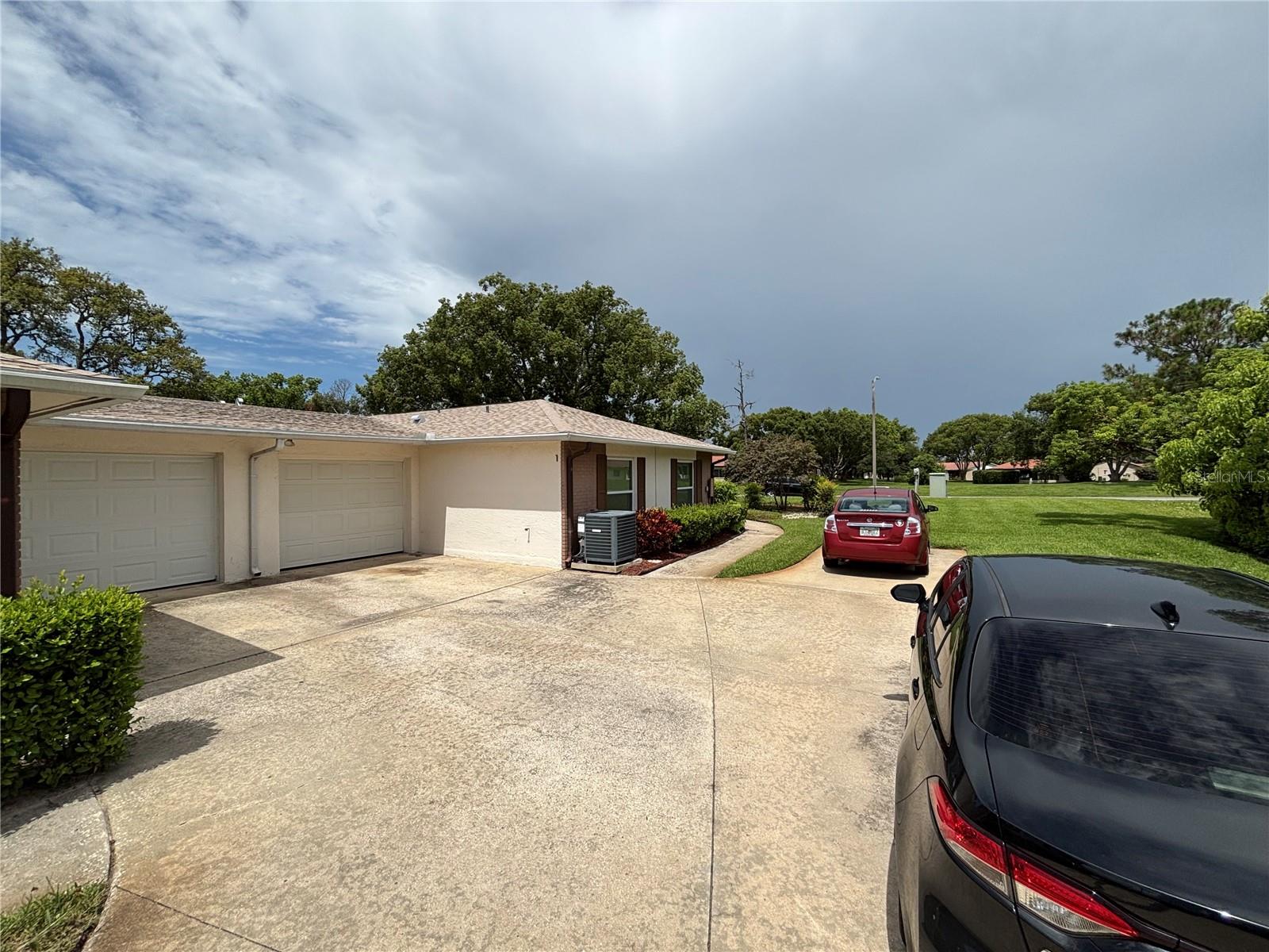 TIMBER OAKS FAIRWAY VILLAS 4 - Residential