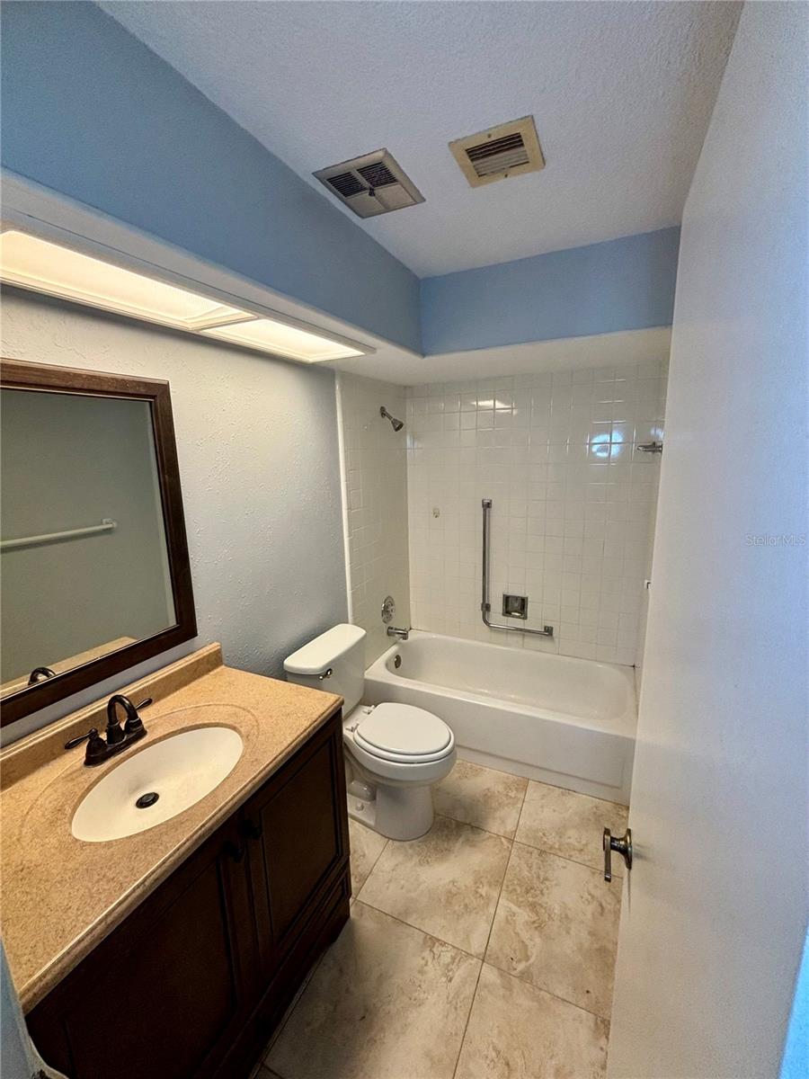TIMBER OAKS FAIRWAY VILLAS 4 - Residential