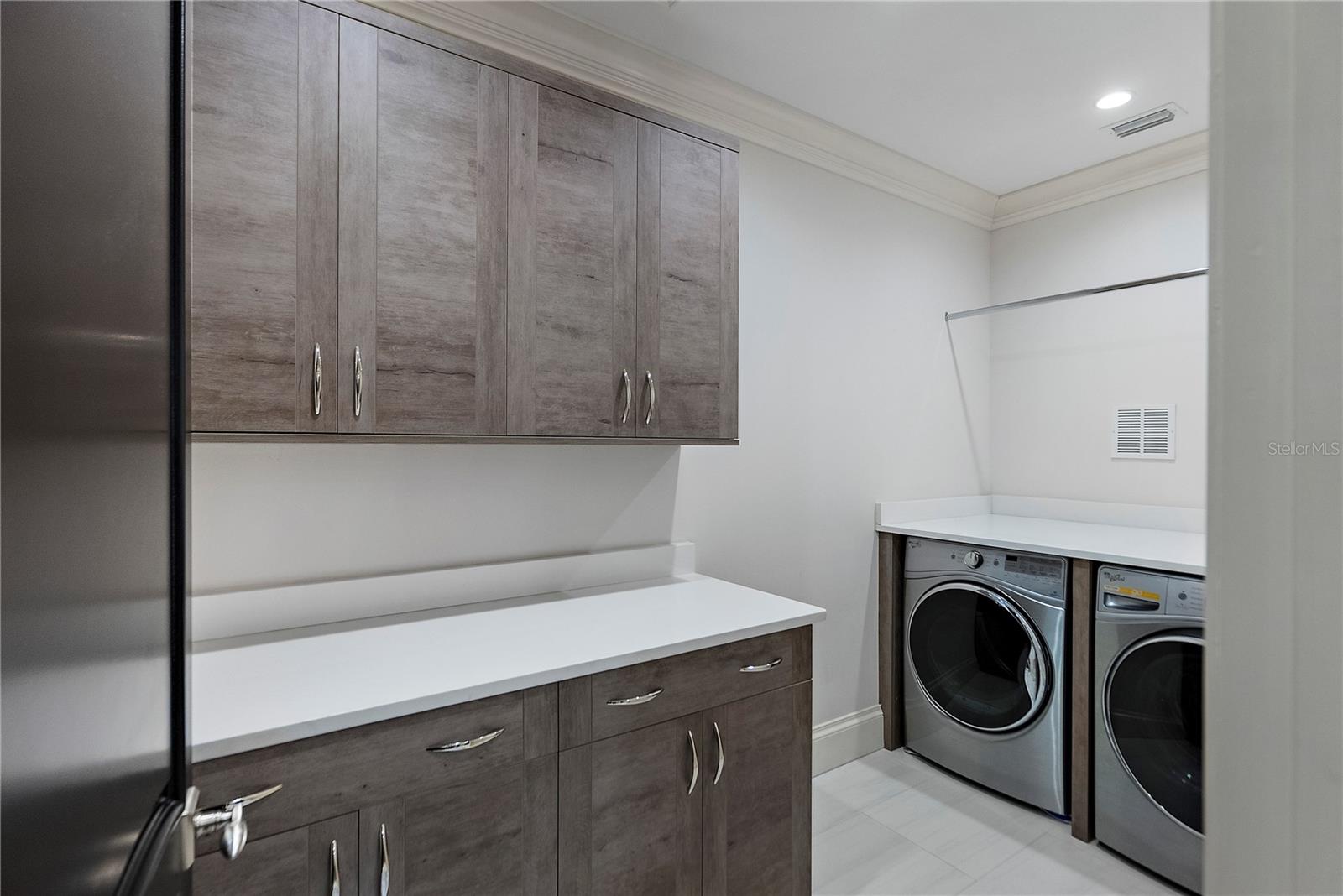 BAY SHORE REV - Residential