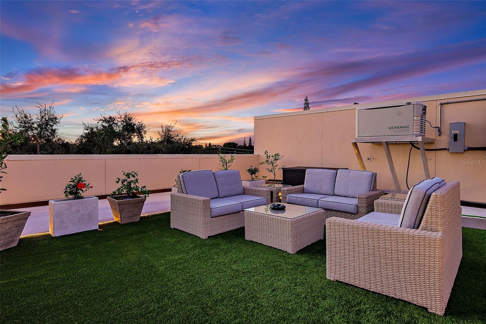 BAY SHORE REV - Residential