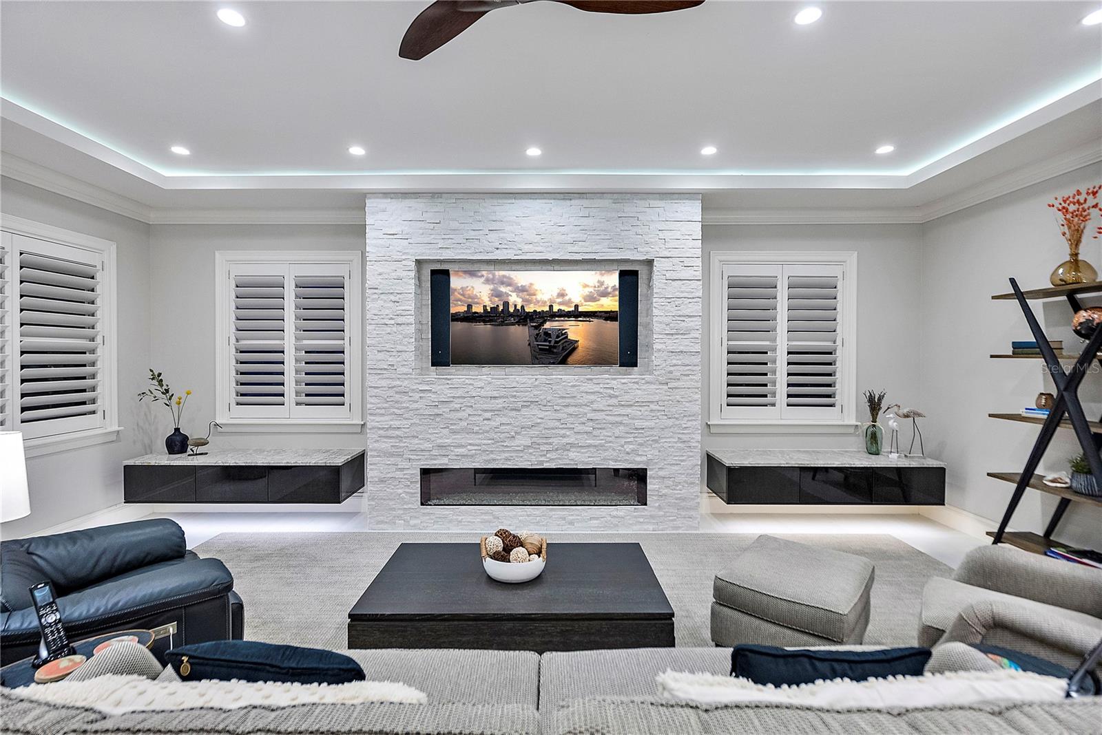 BAY SHORE REV - Residential