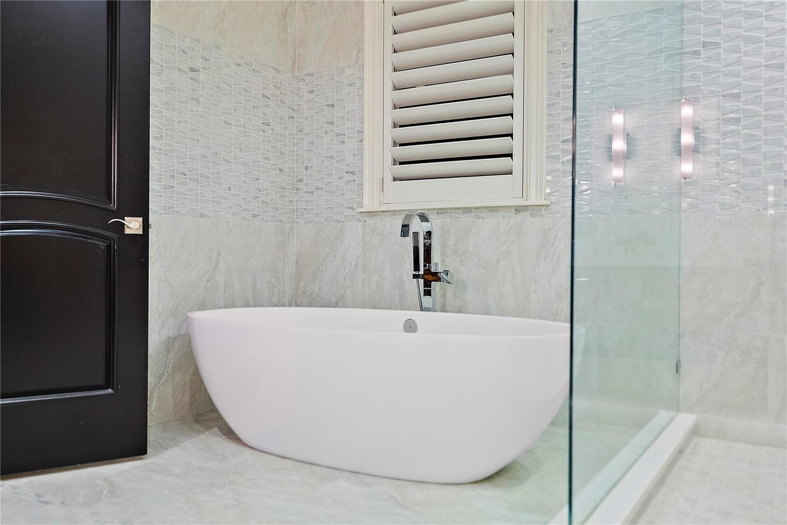 BAY SHORE REV - Residential