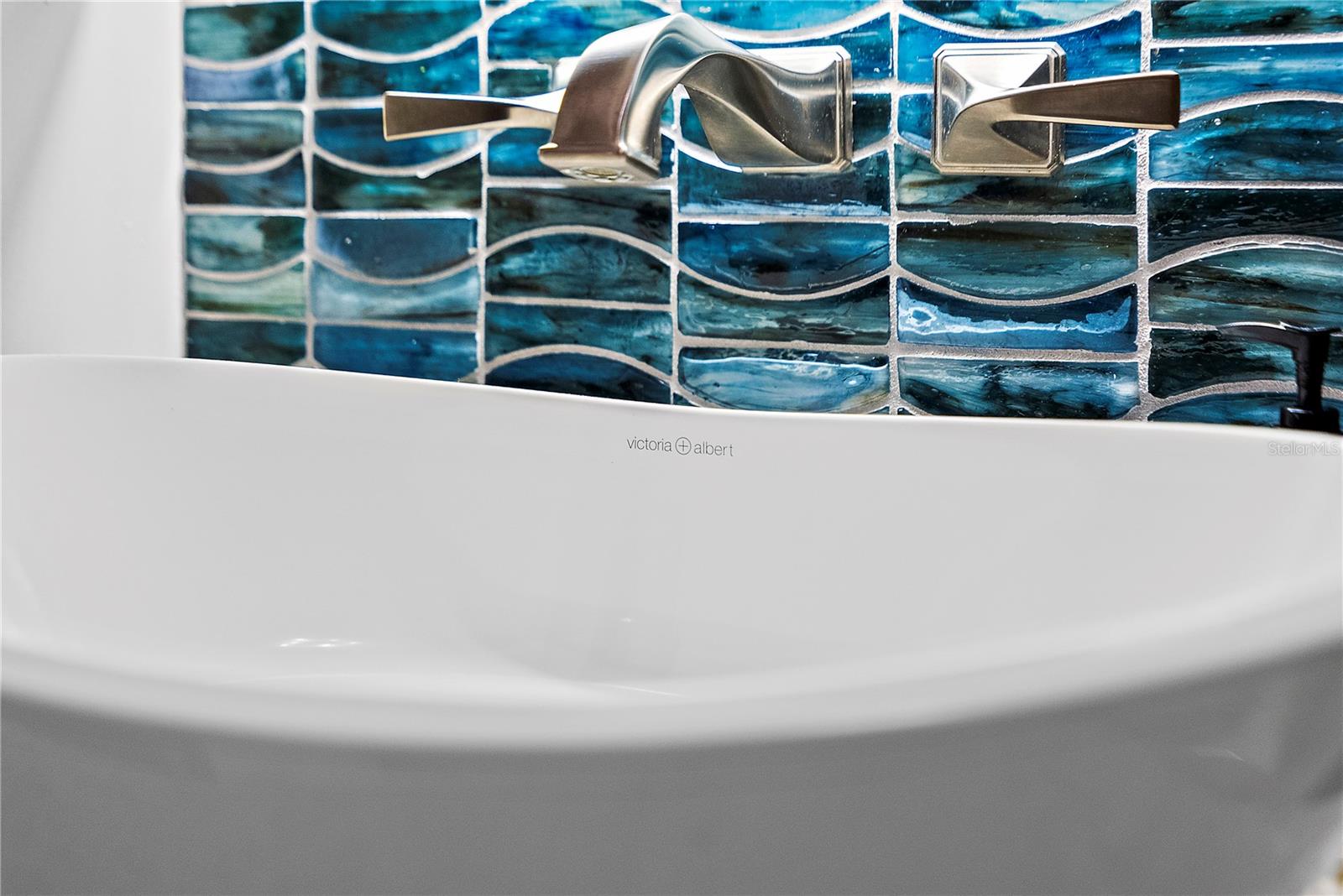 BAY SHORE REV - Residential