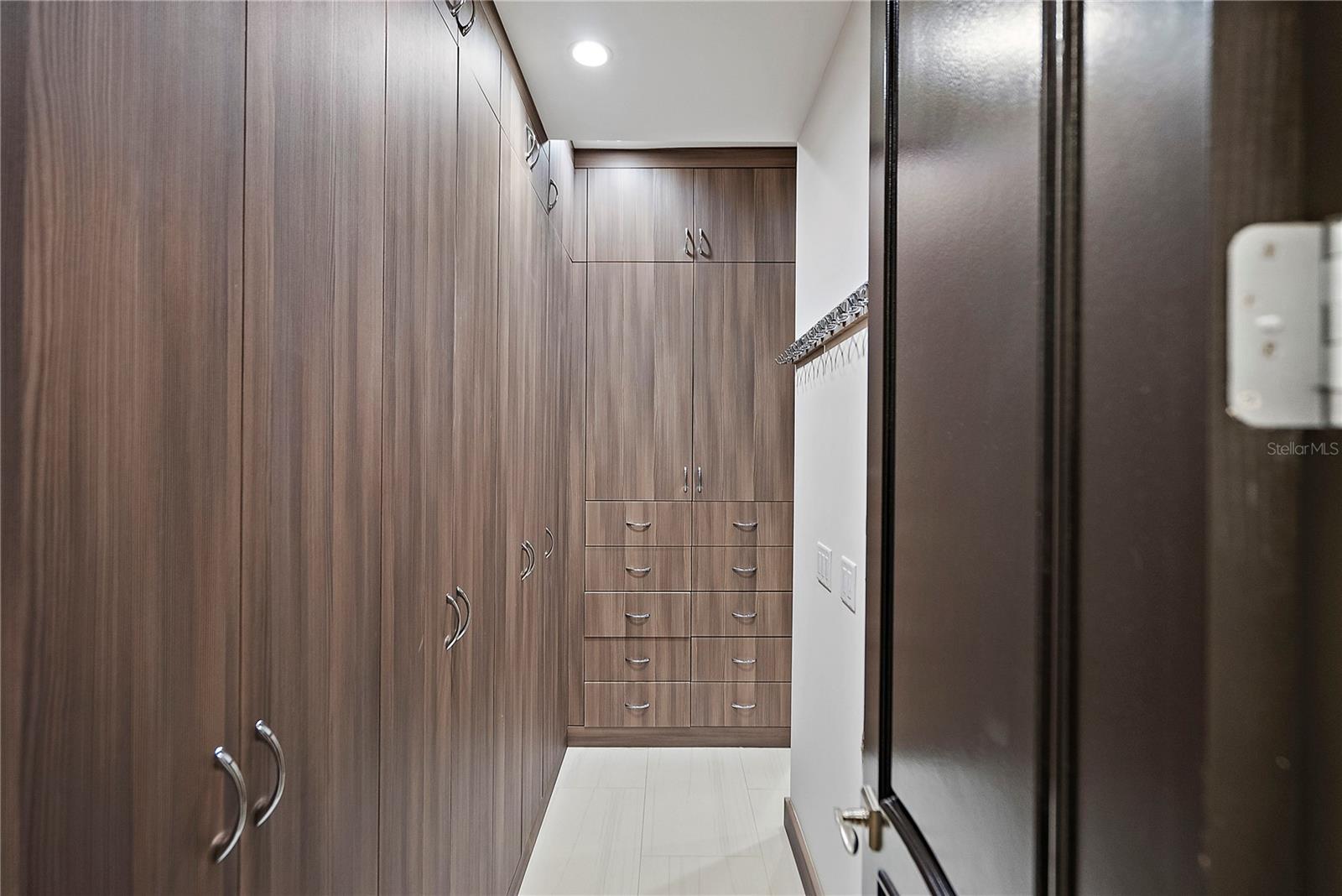 BAY SHORE REV - Residential