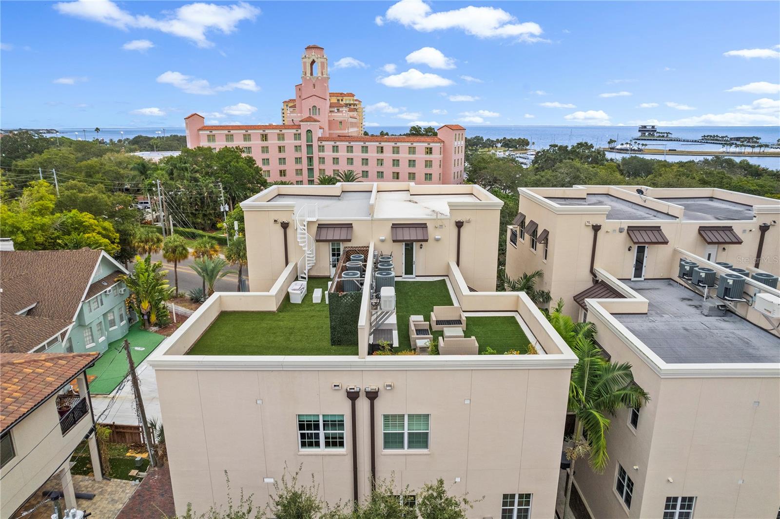 BAY SHORE REV - Residential