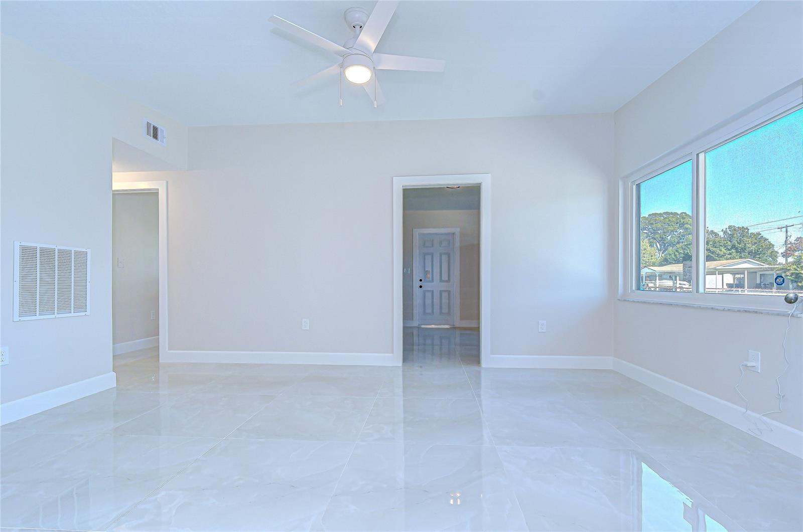 PINE CREST VILLA ADD 5 - Residential