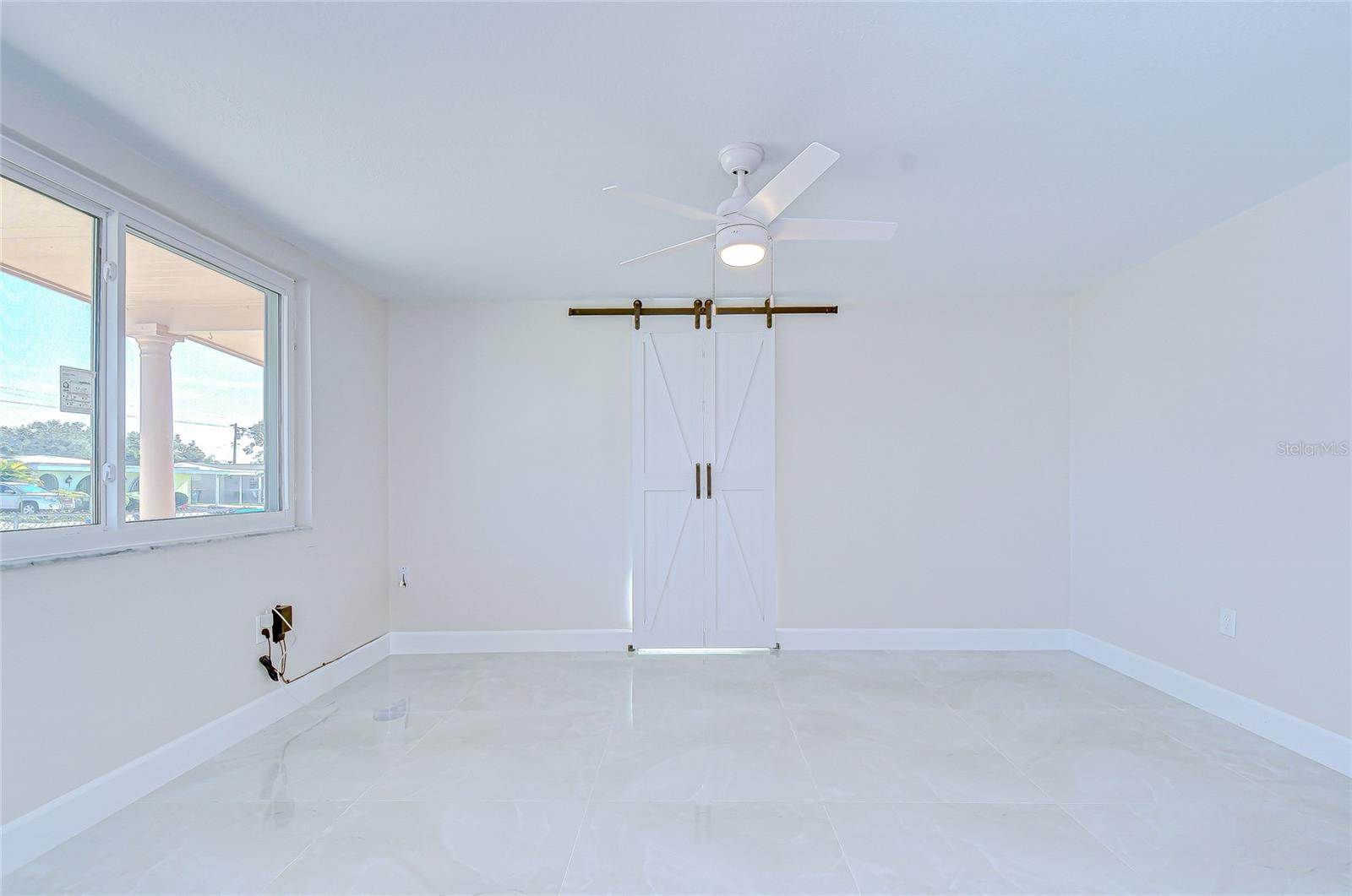 PINE CREST VILLA ADD 5 - Residential