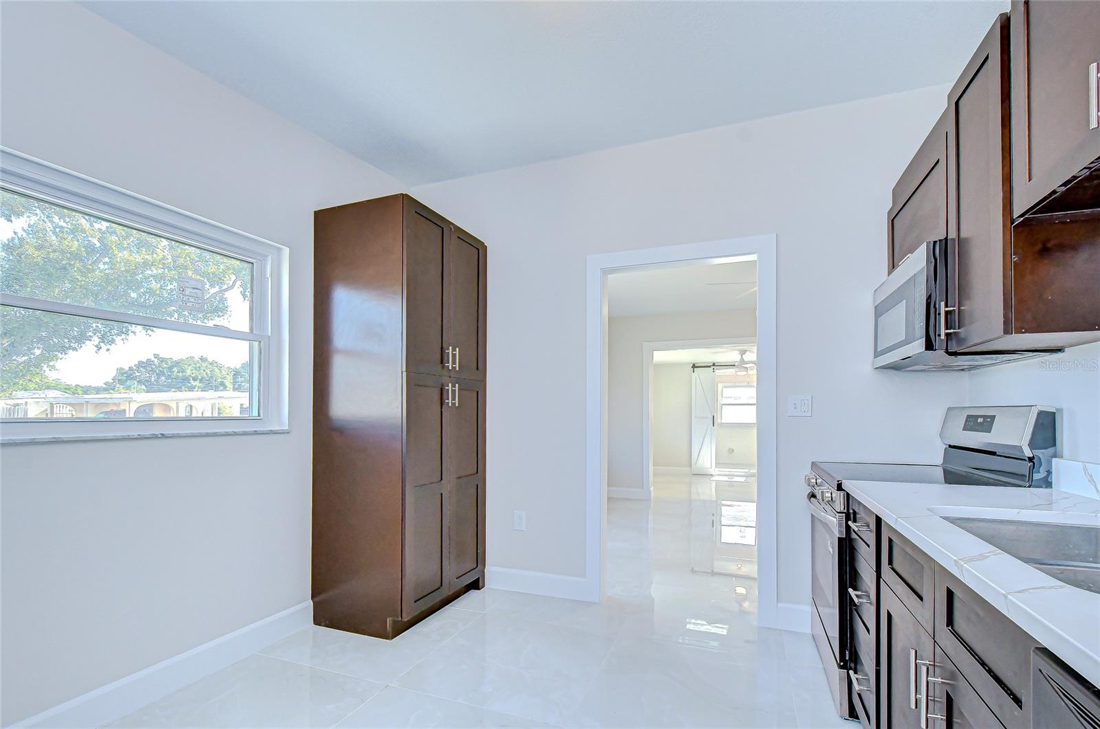 PINE CREST VILLA ADD 5 - Residential