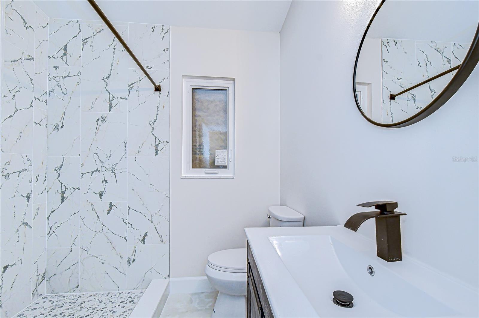 PINE CREST VILLA ADD 5 - Residential