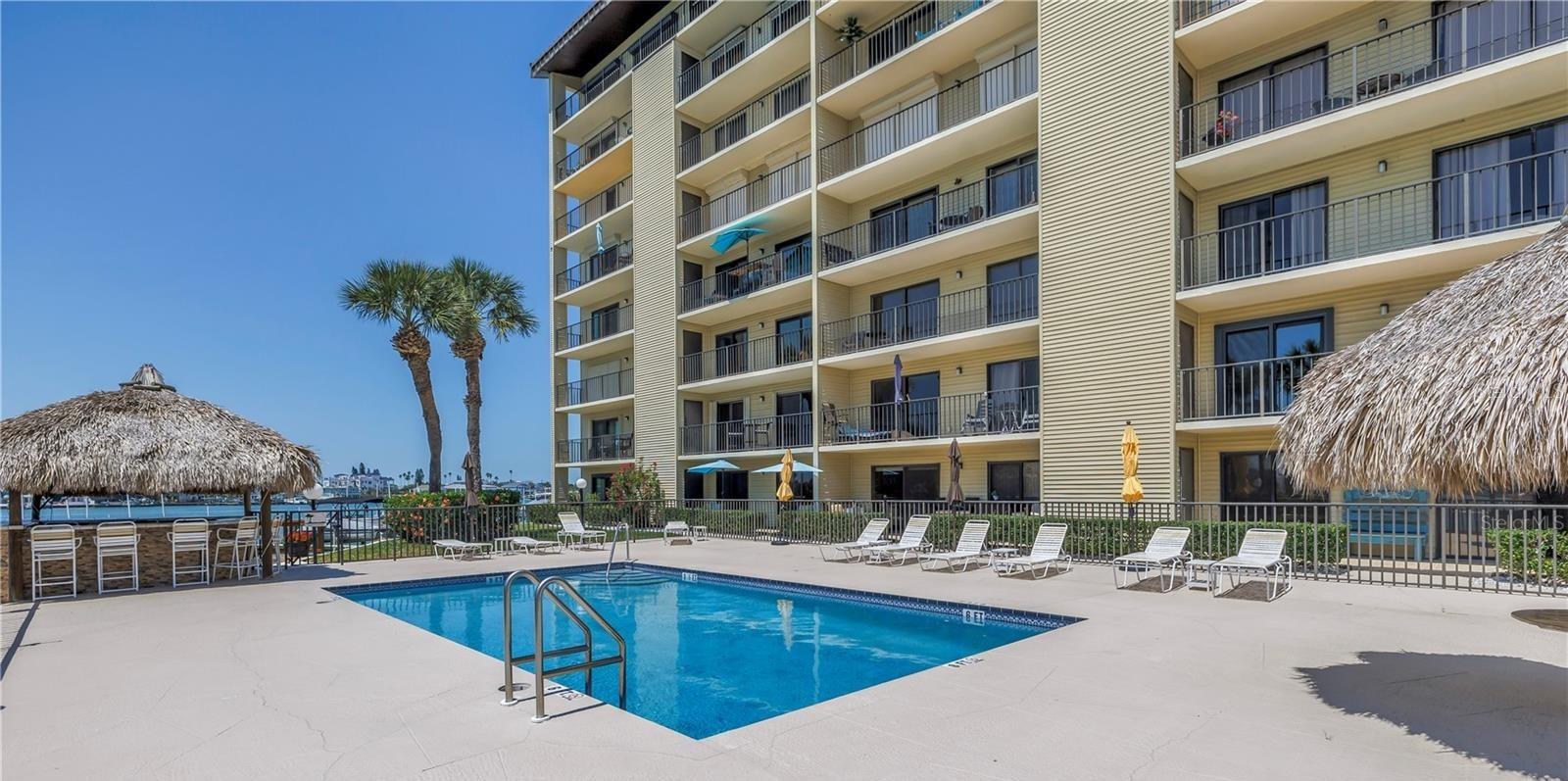 650 ISLAND WAY CONDO - Residential